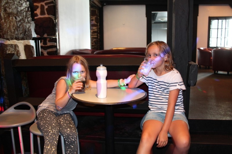 Village Camps International Summer Camp Leysin, Switzerland 2026-08-15 https://www.villagecamps.com/journals_admin/images/696-17-disco (64).jpg